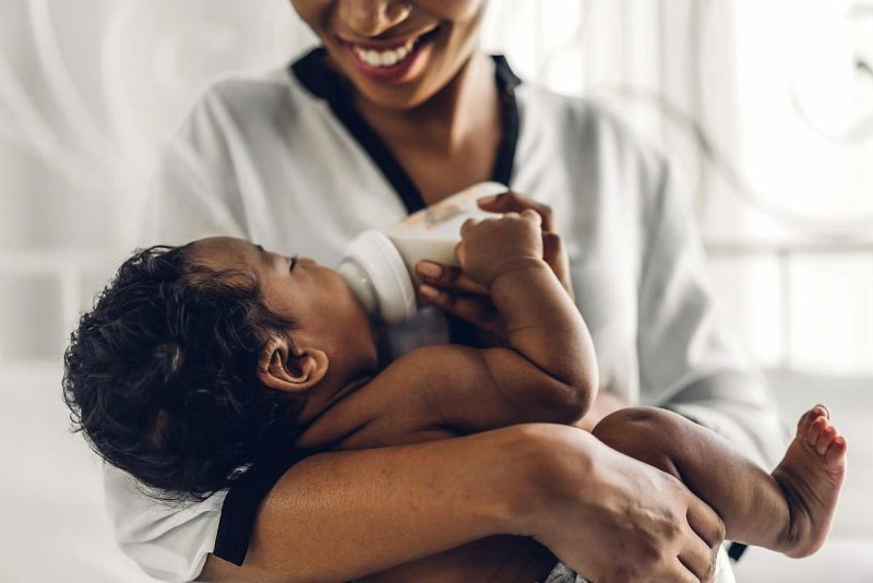 Study suggests breast milk hormones affect babies’ sleep patterns.